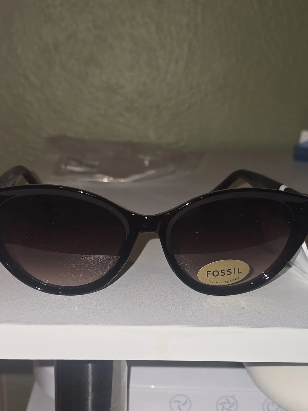 NWT Fossil Dark Brown Cat Eye Sunglasses FW261 — Brown Tinted Lenses